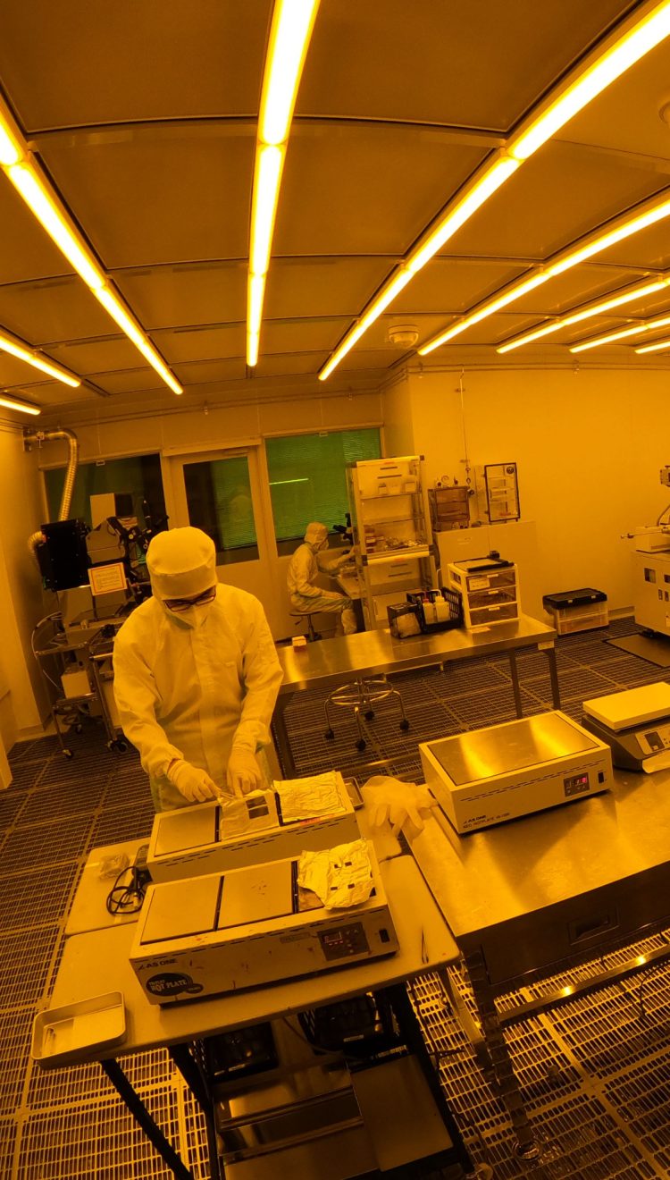 Developing the fundamental theory and applications of electronics and photonics based information systems in order to support a prosperous society.
